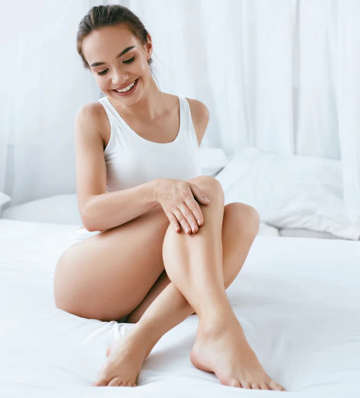 Woman touching legs | thigh lift | Plastic Surgery Scottsdale
